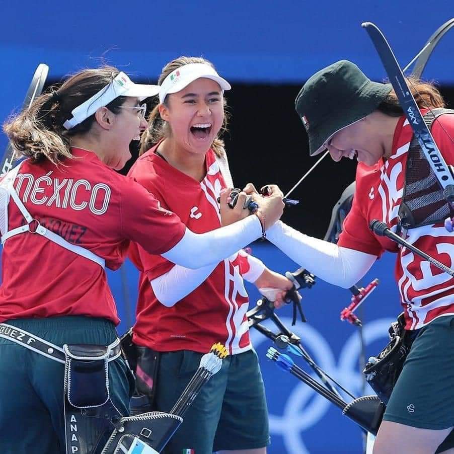 Medalla de Bronce para equipo de mexicanas en Tiro con Arco 1 Arco2