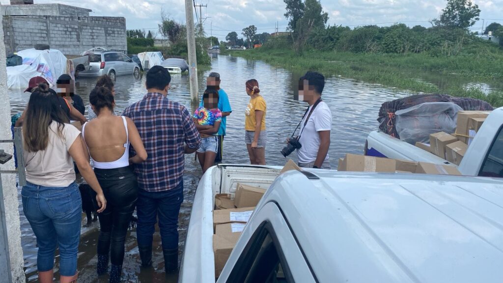 Entrega DIF Morelia despensas y apoyos a familias afectadas por lluvias 1 Despensa2