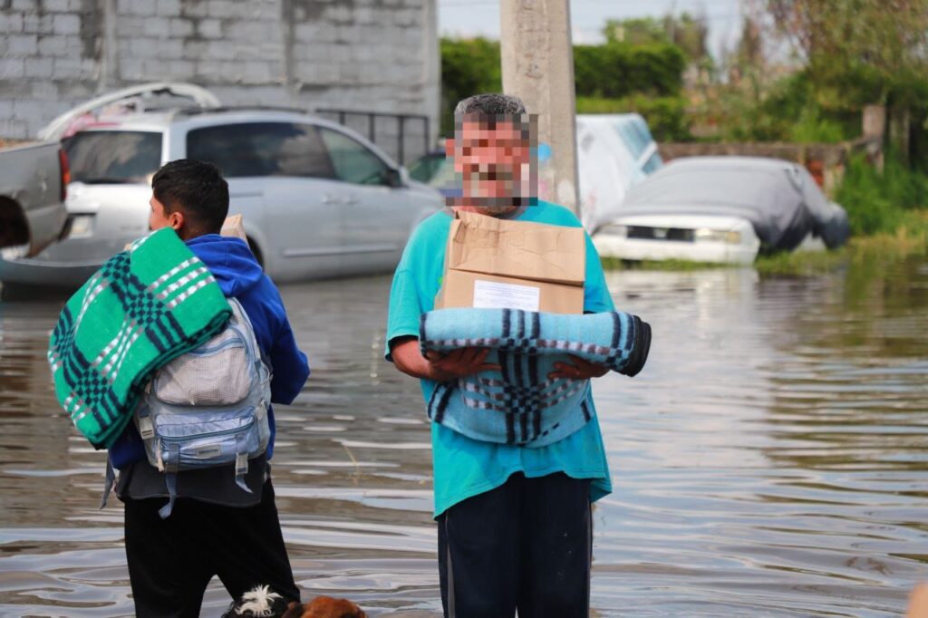Entrega DIF Morelia despensas y apoyos a familias afectadas por lluvias 2 Despensa3