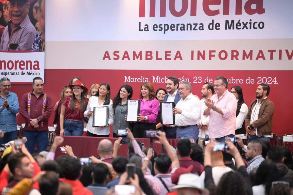 Autoridades morenistas defenderemos decálogo de la 4T en Michoacán: Fabiola Alanís 1 FabMorena2
