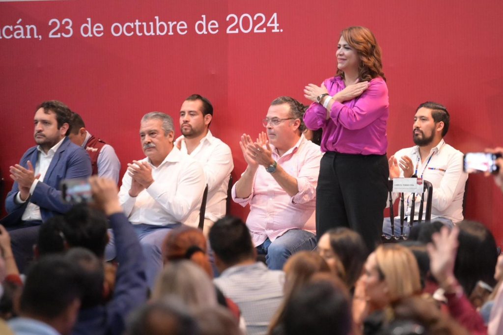 Autoridades morenistas defenderemos decálogo de la 4T en Michoacán: Fabiola Alanís 3 FabMorena4