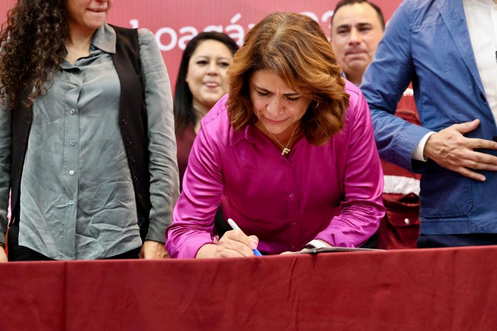 Autoridades morenistas defenderemos decálogo de la 4T en Michoacán: Fabiola Alanís 5 FabMorena6