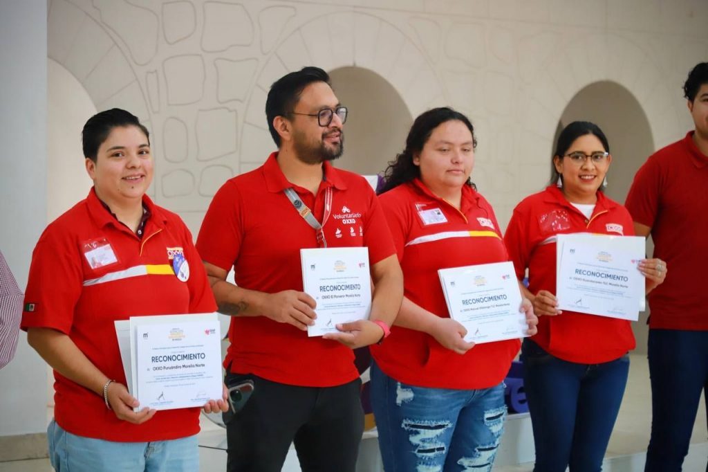 DIF Morelia recibe donativo de Redondeo OXXO en favor del CAMAR 1 img 20241031 wa01713810491853593403785
