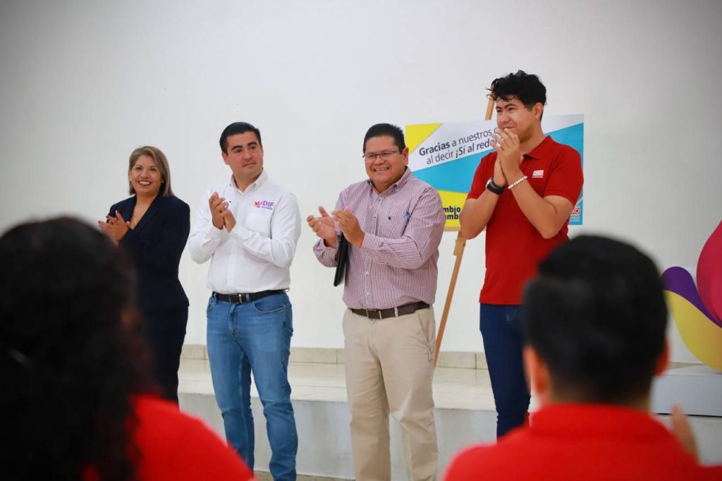 DIF Morelia recibe donativo de Redondeo OXXO en favor del CAMAR 2 img 20241031 wa01753602229249764344876