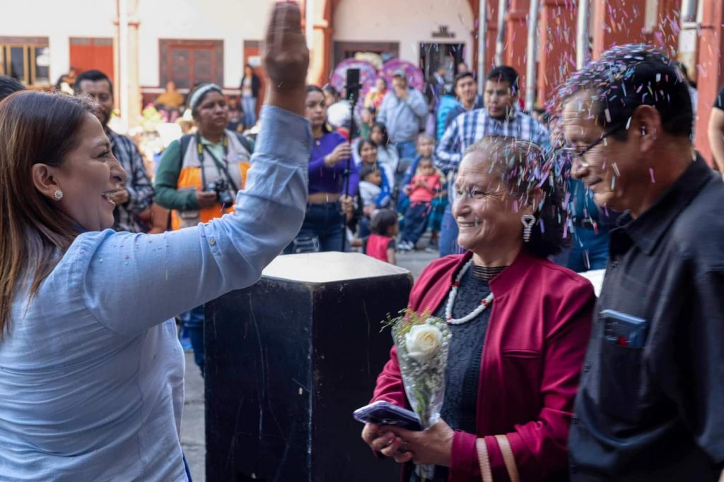 Éxito rotundo la Campaña de Matrimonios y Registros Extemporáneos en Quiroga 1 QuirBodasExito2