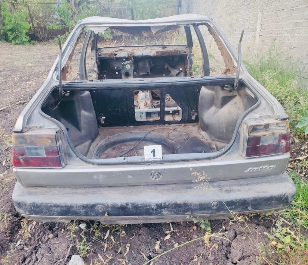 En cateo, asegura FGE inmueble relacionado en conductas ilícitas y recupera dos vehículos; hay un detenido 1 FGEHuertosAA2