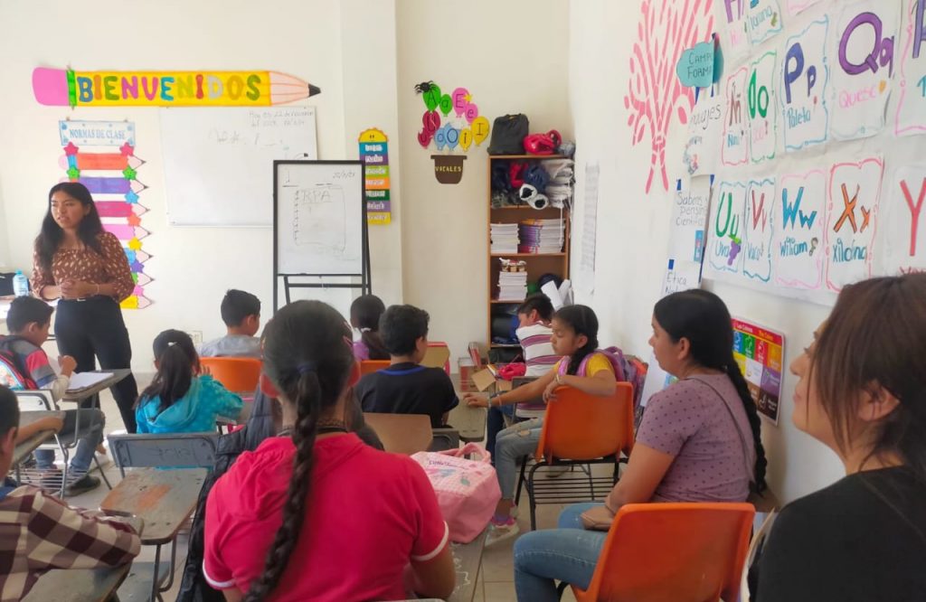 Apoya SEDEBI a infantes y adolescentes con talleres de regularización 3 SEDEInfanAdol4