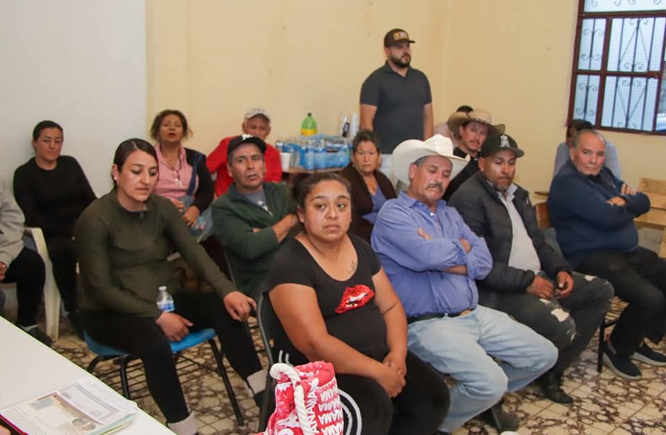 Fortalece Alma Mireya González vínculo entre el gobierno y ciudadanos de Atzimbo 1 QuirAtzi2