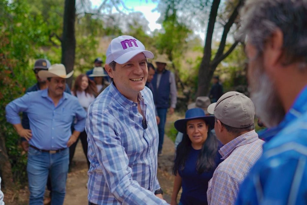 Gobierno de Alfonso Martínez apoya producción piscícola en las tenencias 2 img 20250323 wa00395545540111335989750