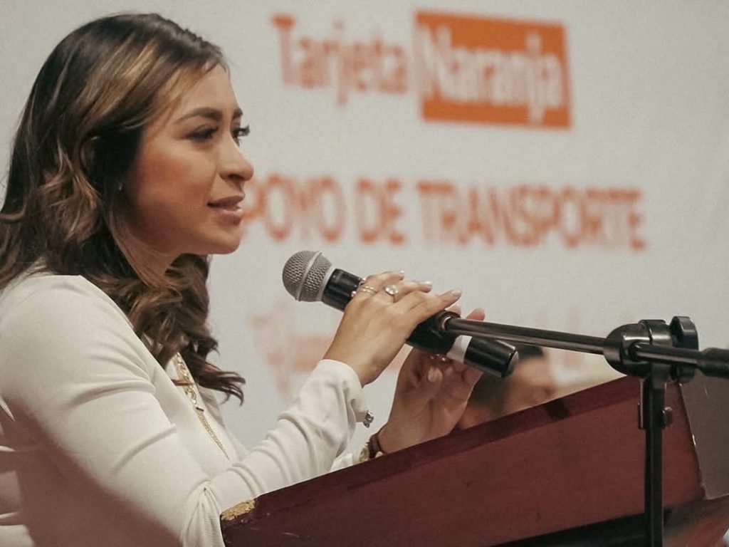 Grecia Aguilar reconoce interés para participar en Parlamento Infantil Incluyente y Mérito Infantil Sapirhaticheri 1 76GreciaSapirhaticheri1