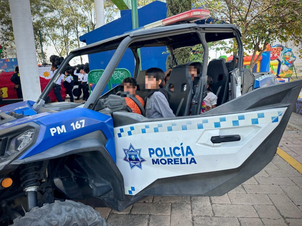 Policía Morelia celebra en grande con niñas y niños, en la Feria de la Niñez "Juguemos por la paz" 1 GobMorPolNin2