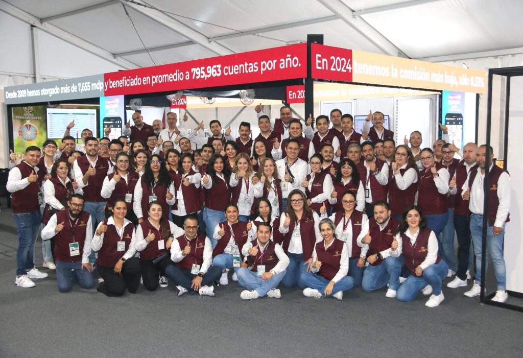 Celebra Afore Pensionissste 18 años comprometido con el bienestar financiero de sus cuentahabientes 1 PENSIONISSTEAniversario 6