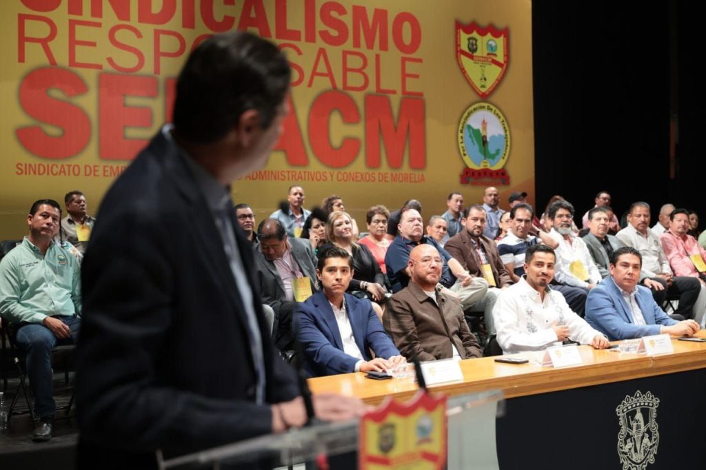 Reconocen empleados municipales trabajo de Alfonso Martínez a favor de Morelia 2 img 20250425 wa01243009232398838547419