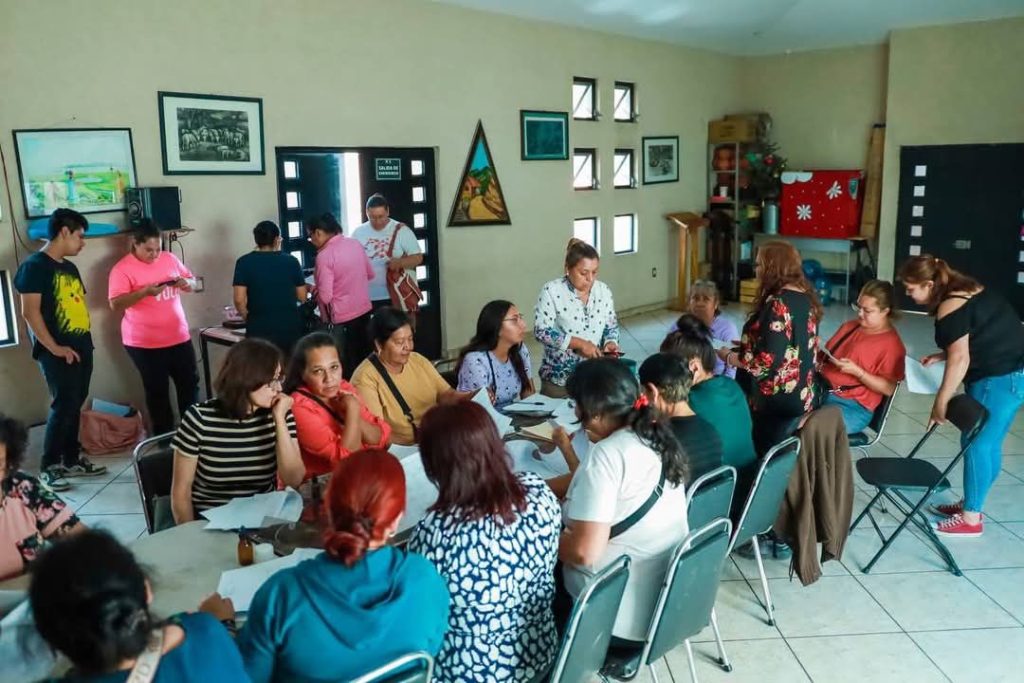 Con éxito se realiza taller de Medicina Integrativa para mujeres de Zacapu 1 img 20250428 wa0200401463301966867614