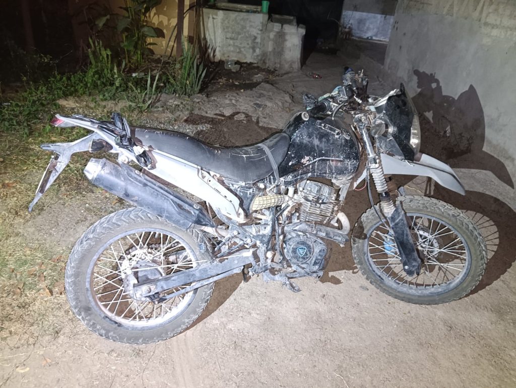 En cateo interinstitucional ejecutado en Cenobio Moreno, fueron asegurados explosivos, y un vehículo 1 FGECatCeno2