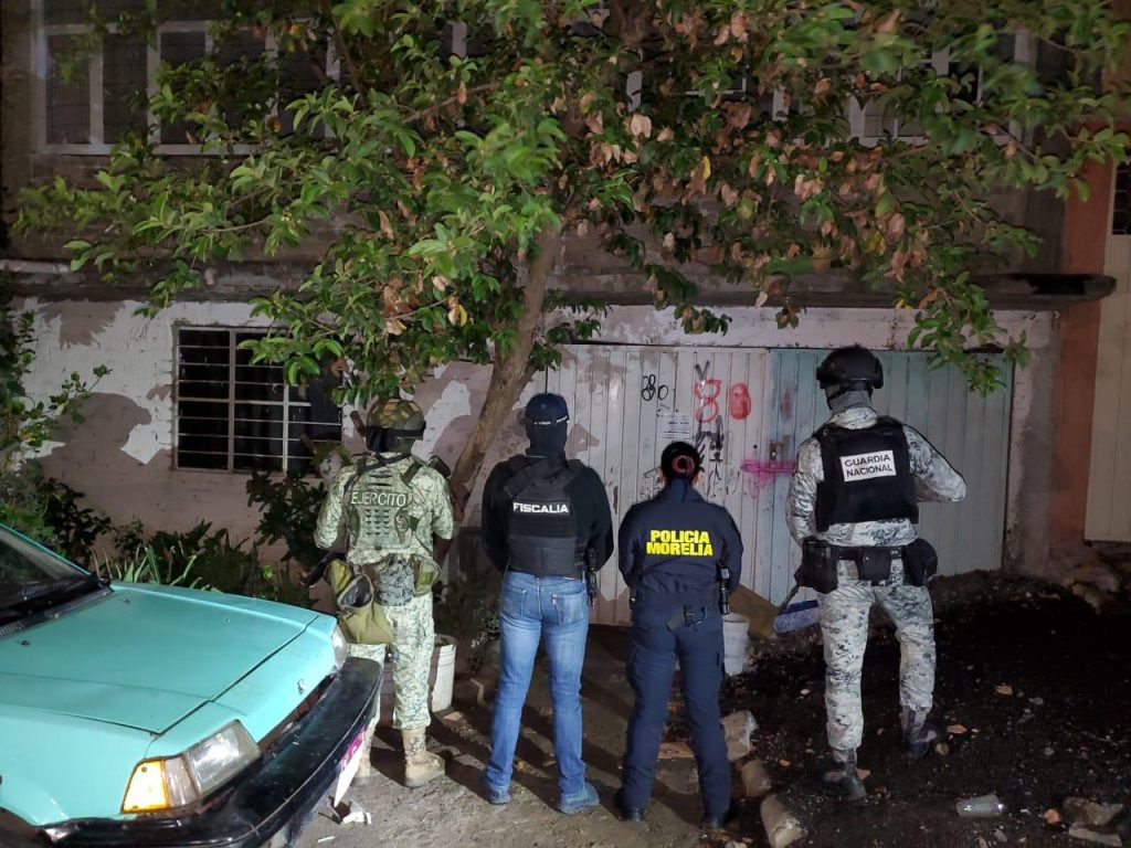 FGE realiza cateos en Morelia y Salvador Escalante; aseguran metanfetamina y detienen a seis personas 2 FGECats3