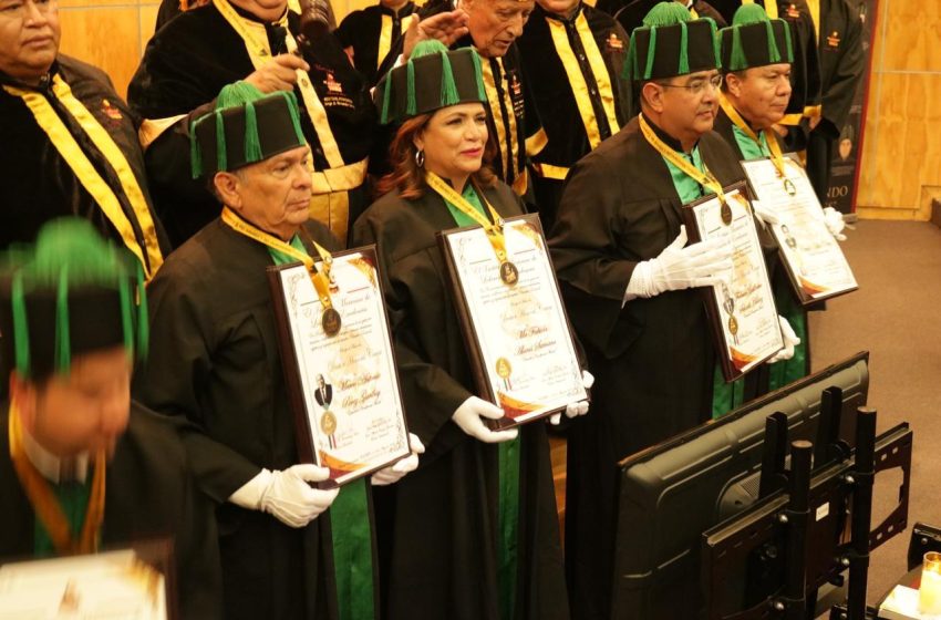  Reconocen trayectoria política y social de Fabiola Alanís