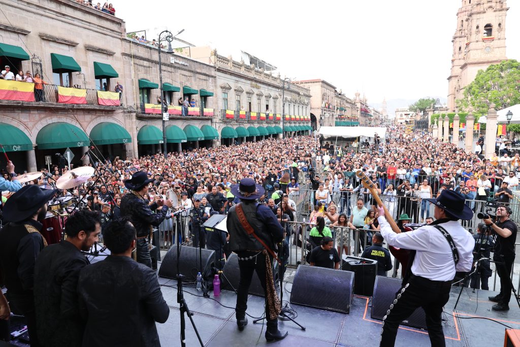 Celebra Morelia su 484 Aniversario con espectacular concierto 1 GobMorAniv2