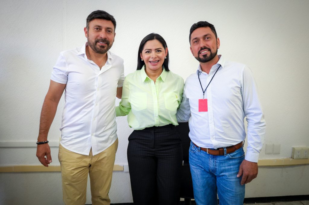 Araceli Saucedo respalda gestiones de presidentes municipales para resolver demandas prioritarias en Michoacán 1 IMG 20250507 WA0255
