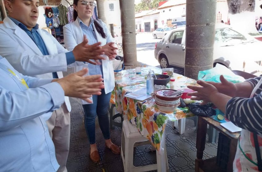 Promueve Ayuntamiento de Morelos higiene en manejadores de alimentos para prevenir enfermedades
