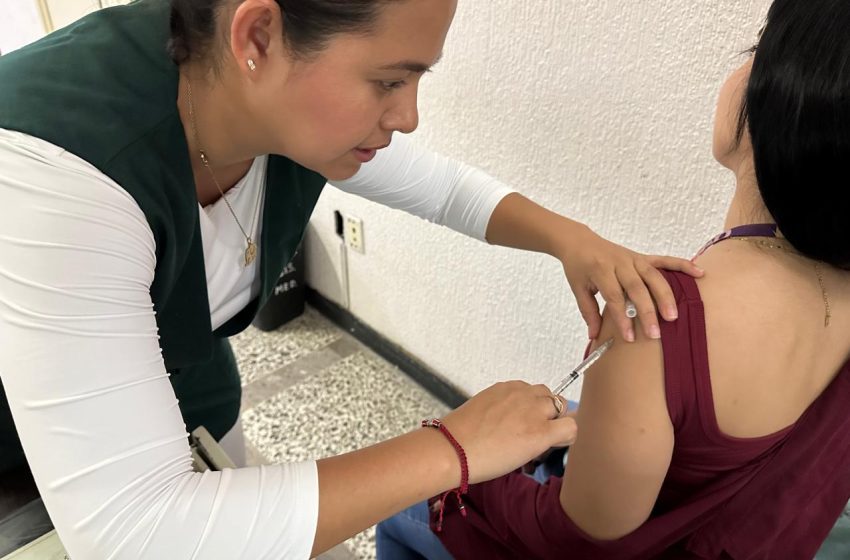 Invita IMSS Michoacán a la población en general a completar sus esquemas de vacunación