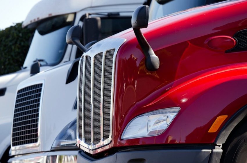 INEGI revela que en abril se desplomó la industria mexicana de vehículos pesados