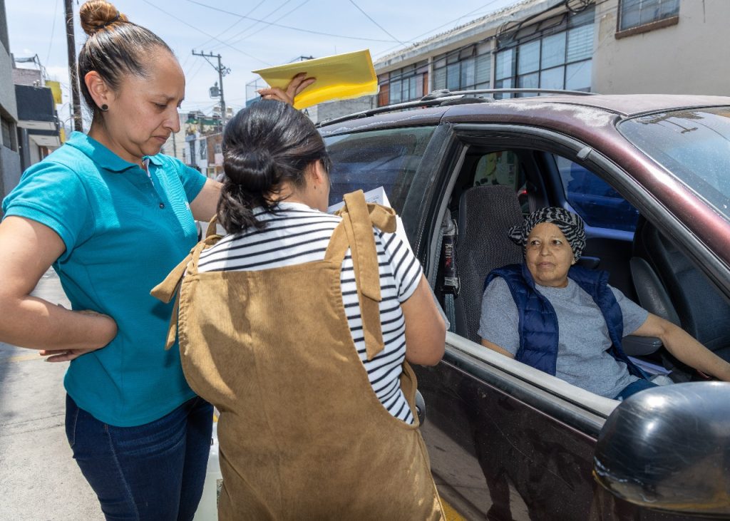 Más de 2 mil michoacanas y familias reciben apoyos para pacientes oncológicos: SEDEBI 1 SEDEApoyoOncol2