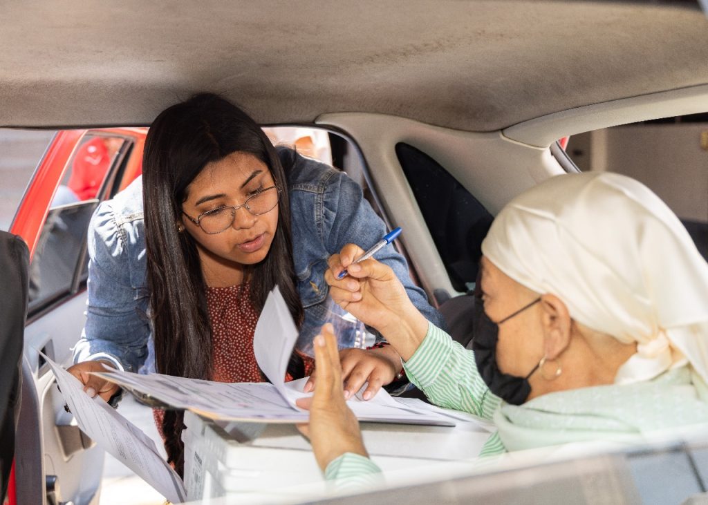 Más de 2 mil michoacanas y familias reciben apoyos para pacientes oncológicos: SEDEBI 3 SEDEApoyoOncol4