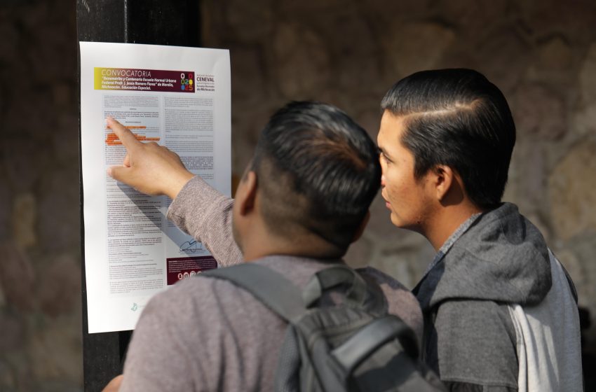 Inicia entrega de fichas para Escuelas Normales de Michoacán