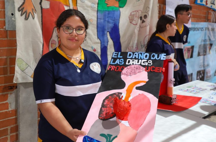 Más de 2 mil escuelas trabajan con guías de prevención de adicciones: SEE