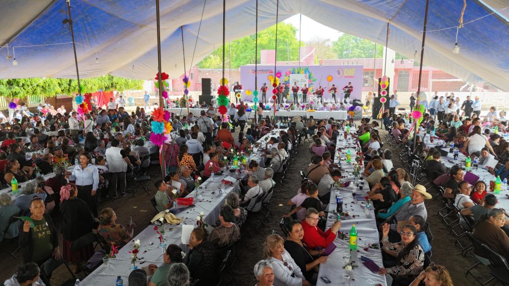 Tarímbaro celebra a lo grande el Día de las Madres 2 img 20250514 wa0226507593854646683831