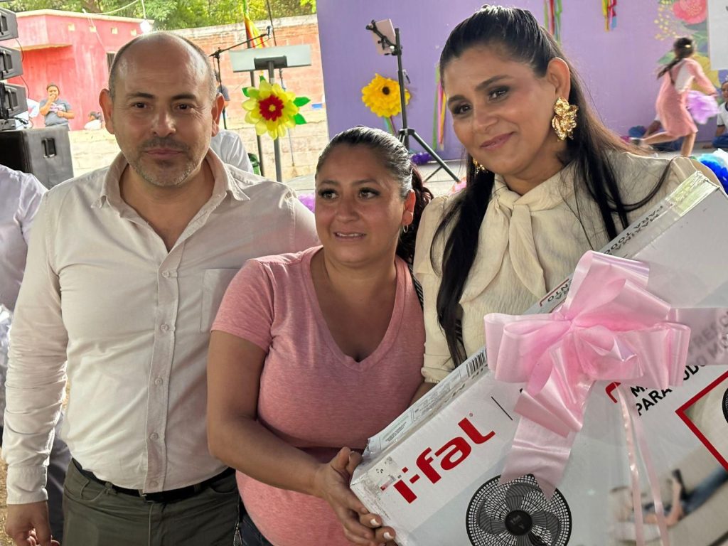 Tarímbaro celebra a lo grande el Día de las Madres 1 img 20250514 wa02421688228901500615846