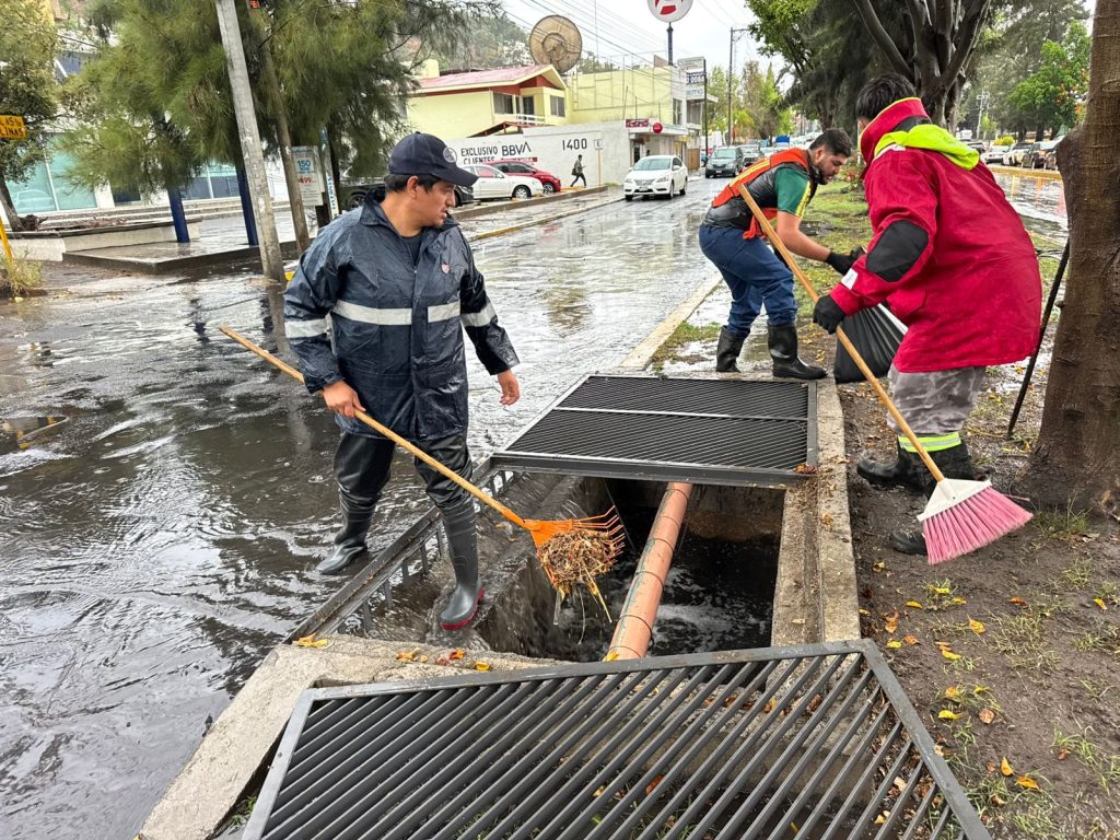 Recorre PC Municipal, Policía Morelia y Servicios Públicos zonas impactadas por la lluvia 1 img 20250526 wa01868585856765512004470