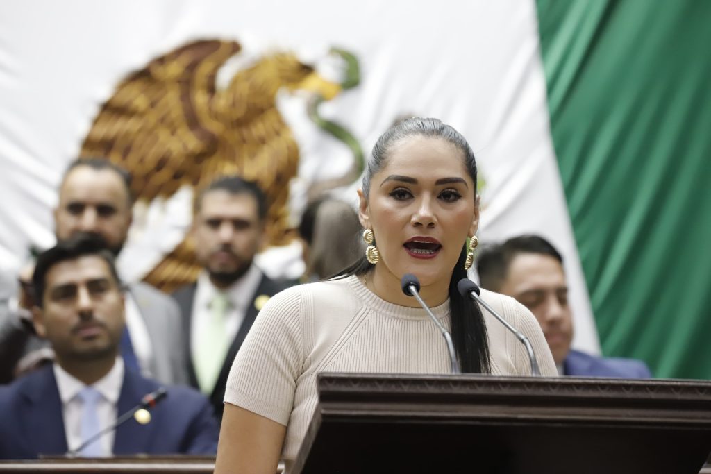 En Michoacán debemos garantizar el derecho humano a un medio ambiente sano: Diana Espinoza, al presentar reforma a Ley Ambiental del Estado 1 76DianaLeyAmb2