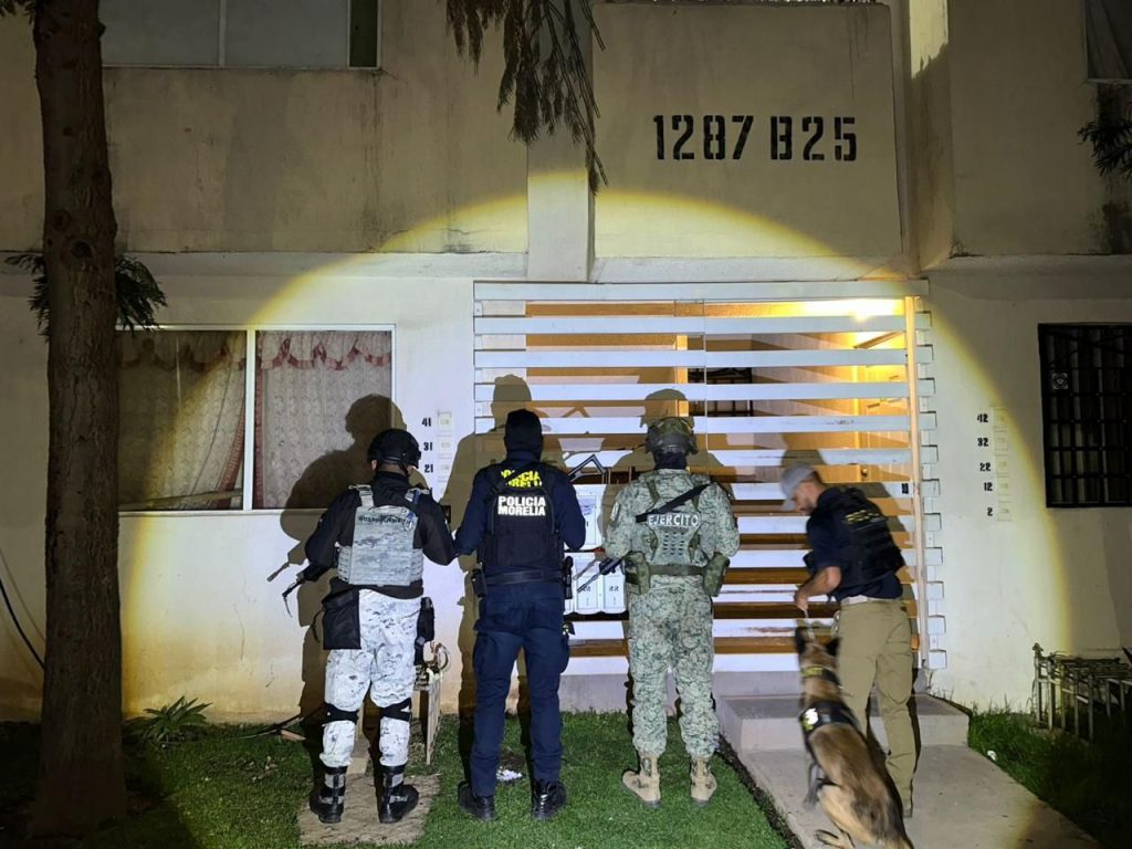 FGE asegura narcóticos durante cateos realizados en Morelia y Salvador Escalante 1 FGECatsMorSalEsc2