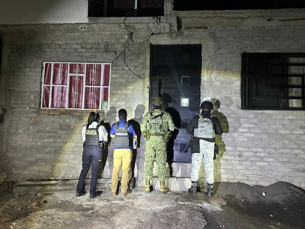 FGE asegura narcóticos durante cateos realizados en Morelia y Salvador Escalante 2 FGECatsMorSalEsc3