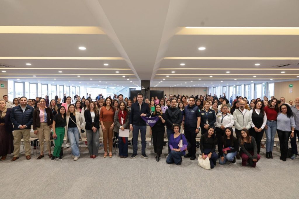 Gobierno de Morelia presentó charla de Olimpia Coral contra violencia digital 2 GobMorOlimpia3