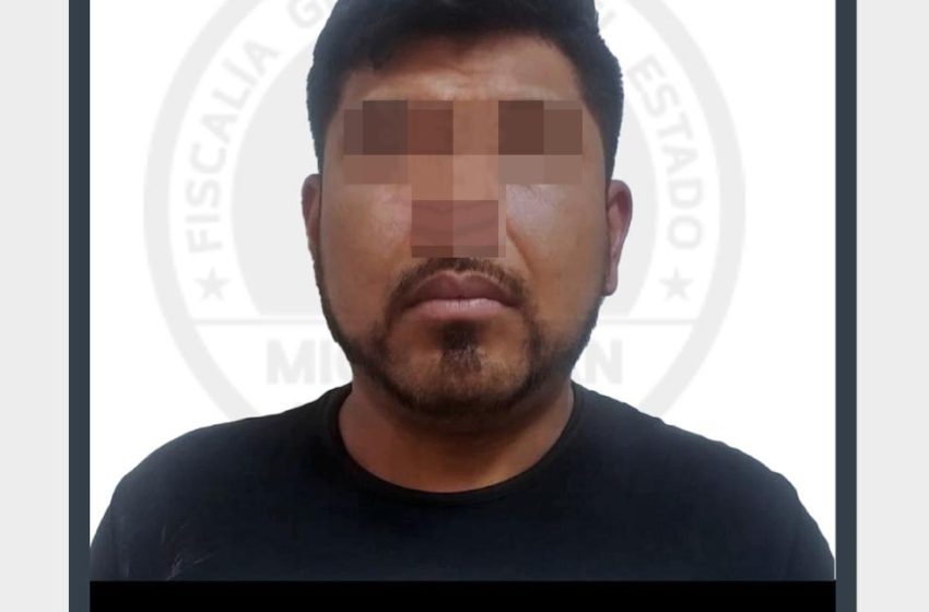  En operativo interinstitucional, FGE, DEFENSA, Guardia Nacional, Guardia Civil y Policía Morelia, detuvieron a un hombre relacionado en seis homicidios