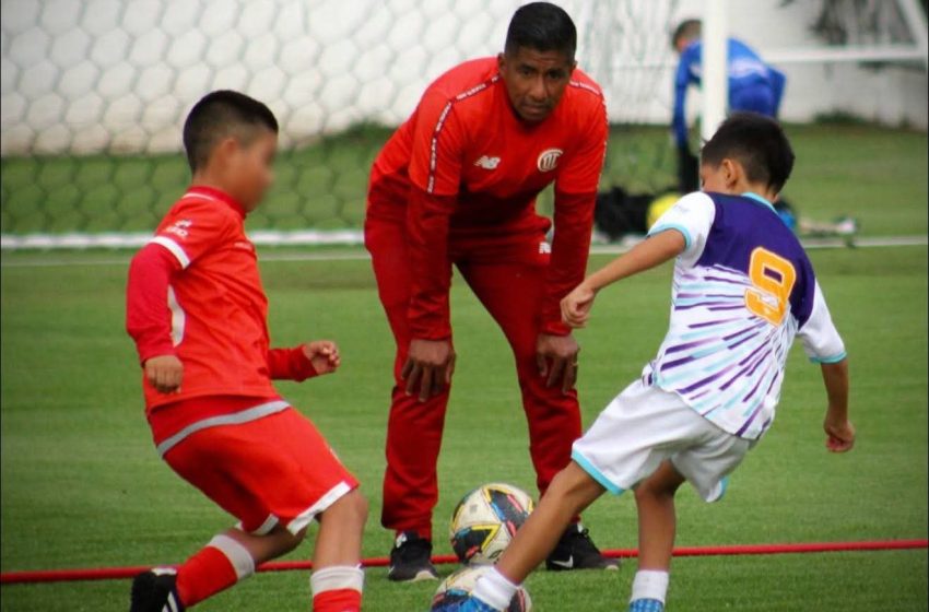  ‘Estrellas del Mañana’ del DIF Morelia participan en visorías del Club Toluca