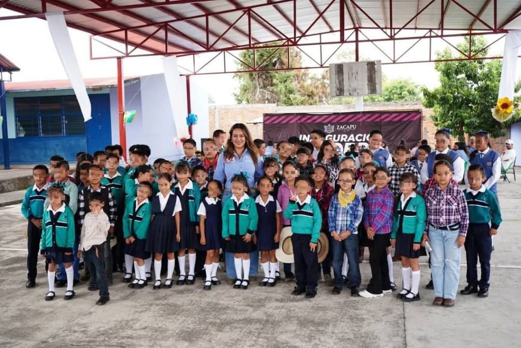 Cumple Gobierno de Zacapu e inaugura techumbre en primaria Ricardo Flores Magón en La Escondida 3 img 20250602 wa02162832851441684646933