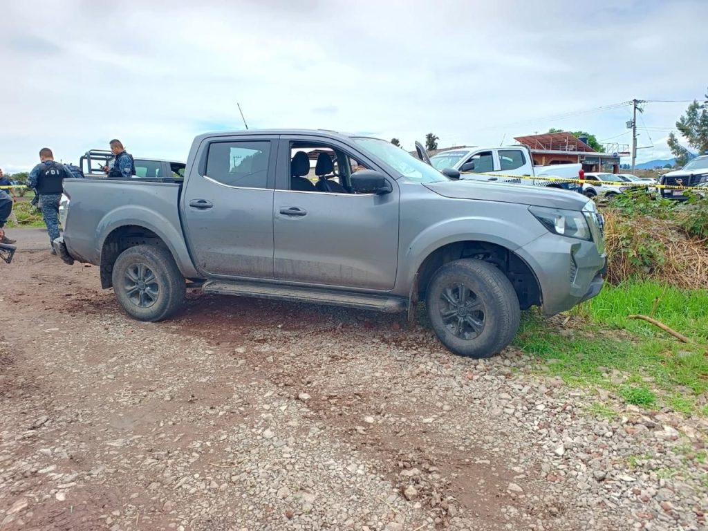 En operativo interinstitucional, FGE, DEFENSA, Guardia Nacional, Guardia Civil y Policía Morelia, detuvieron a un hombre relacionado en seis homicidios 4 img 20250603 wa02779014829285572620722