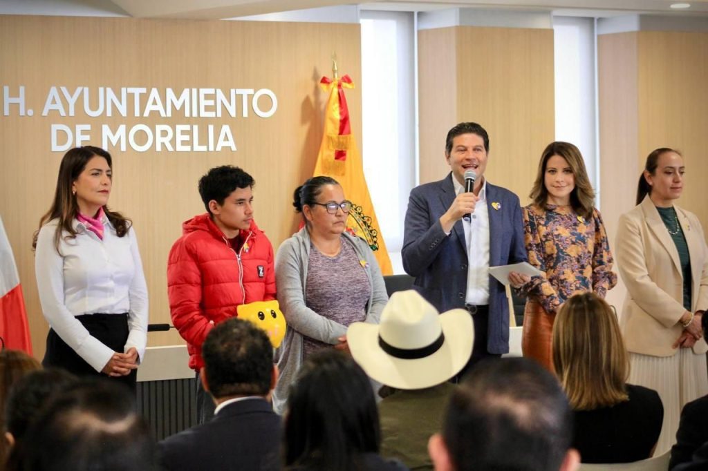 Ayuntamiento de Morelia se suma al boteo Teletón 2025 2 img 20250627 wa00934688950933126502158
