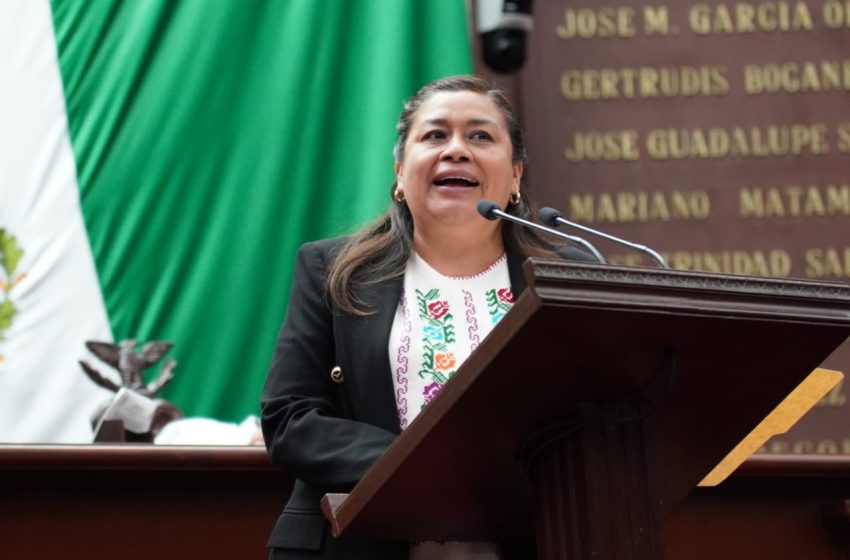  Llama a la población a atender su salud mental en instituciones oficiales y no en las redes sociales