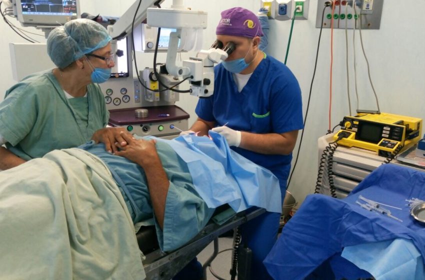 HR “Adolfo López Mateos” del ISSSTE beneficia a 26 derechohabientes con jornada quirúrgica de cataratas
