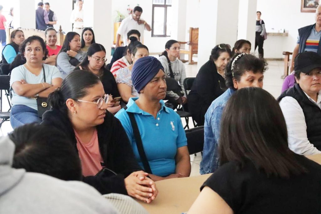 SEDEBI entrega apoyos a mujeres, niñas y niños con cáncer de la Región Lacustre 2 SEDEApoyLacu3