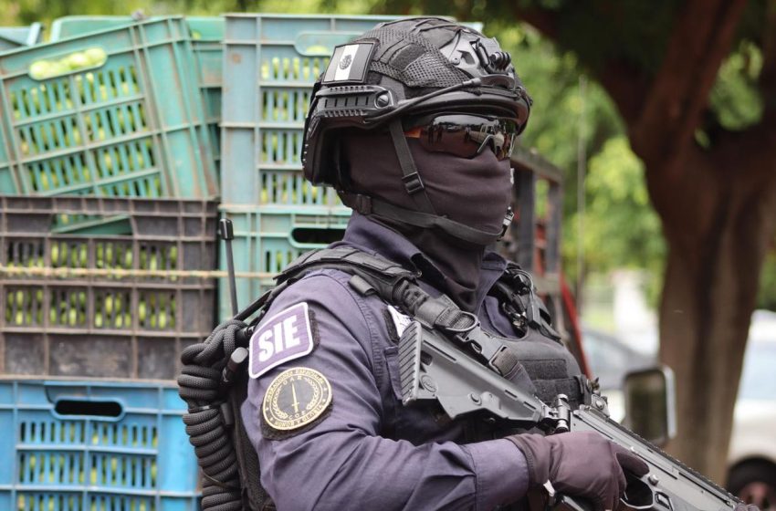  Estrategia Nacional contra la Extorsión arranca en tianguis limonero de Apatzingán