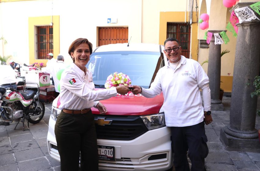  Entrega Correos de México equipo a carteras y carteros en Puebla