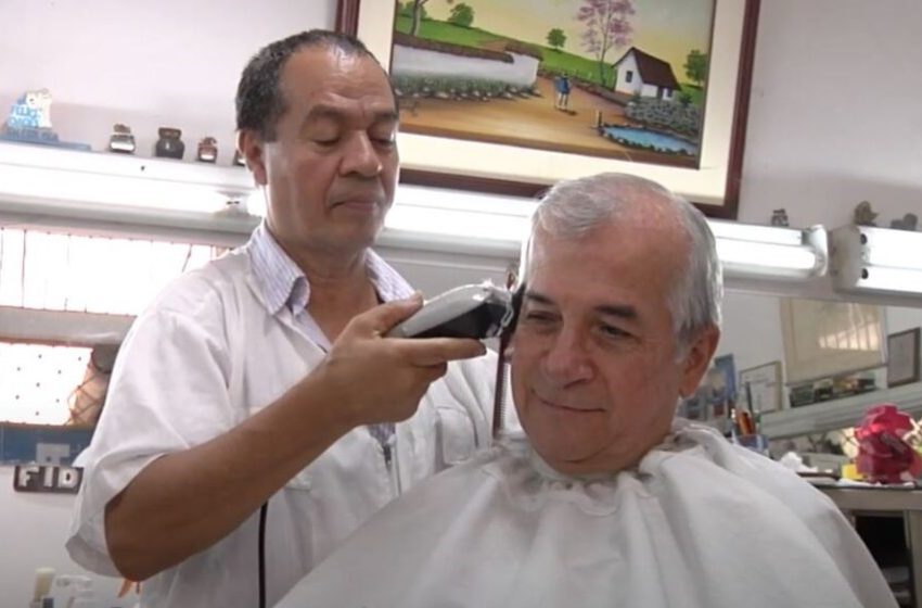 DiaPeluquero1