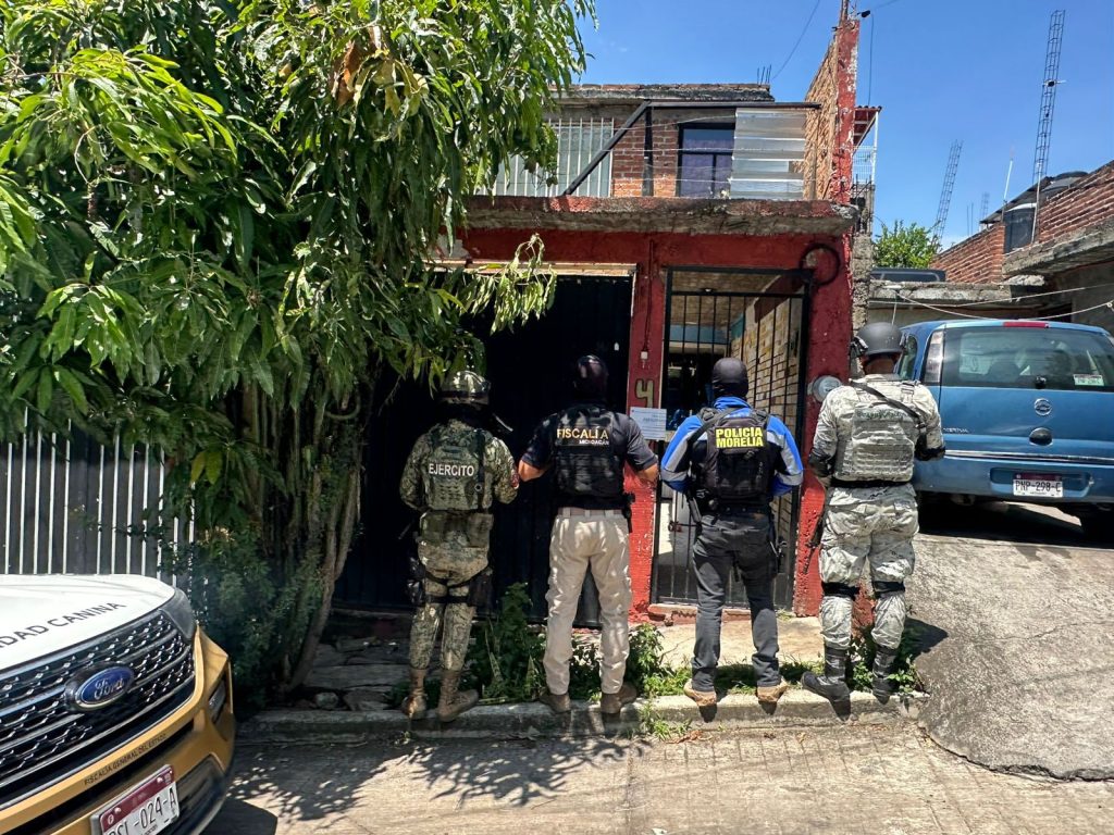 En acciones realizadas en Morelia, asegura FGE metanfetamina y marihuana; dos personas fueron detenidas 3 FGECatesMore2