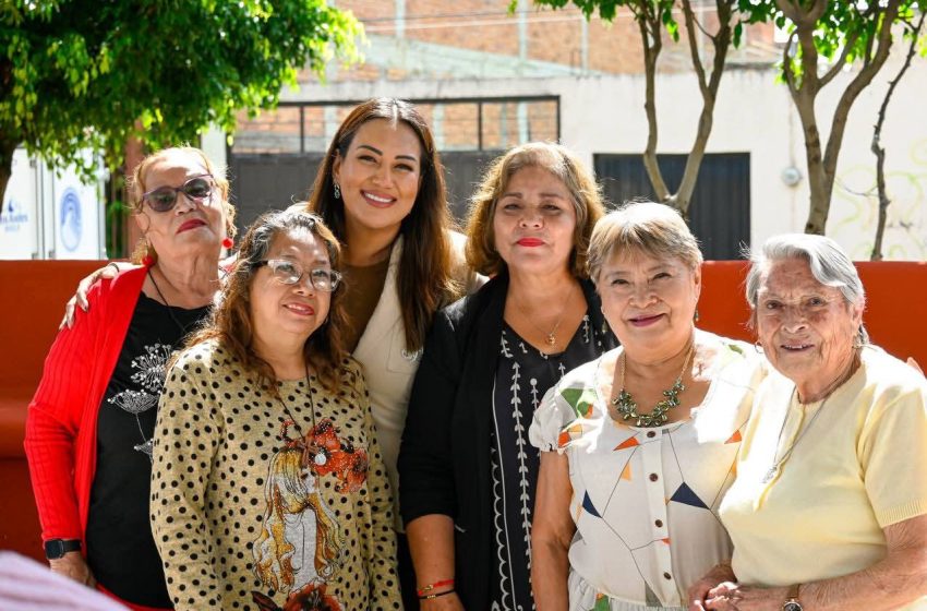  Ayuntamiento de Zacapu celebra y reconoce a las Abuelas y Abuelos en su Día